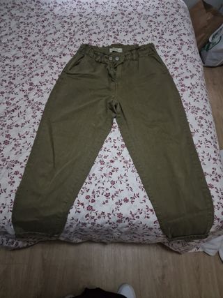Pantalones Stradivarius - Verde Oliva - Talla 7