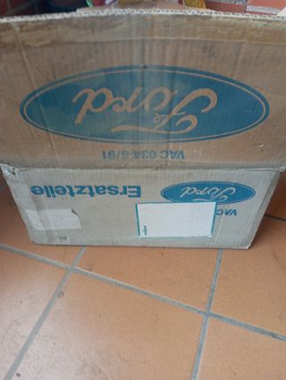 Llantas originales Ford de antiguo stock .