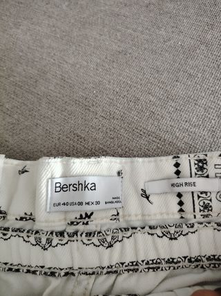 Shorts Bershka blancos - Talla 38