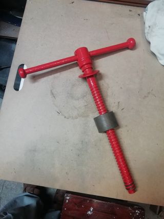 Tornillo banco carpinteria antiguo