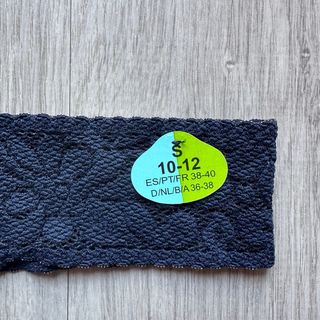 Lote 2 Tangas Primark Talla 38 a 40.