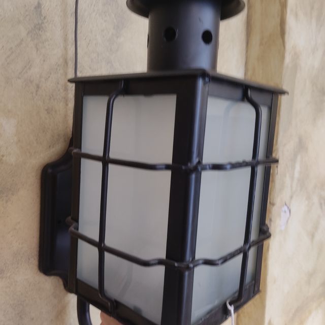 Farol de exterior para la pared