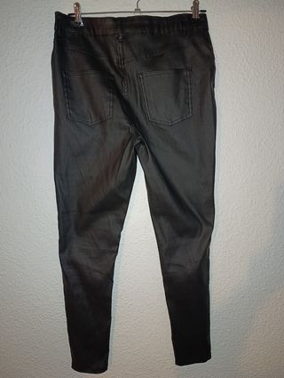 Pitillo Negro Primark - Talla 40