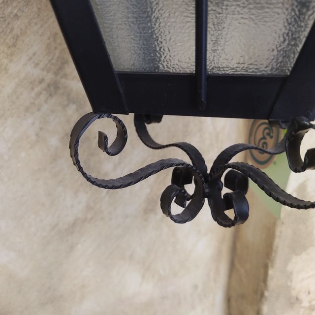 Farol colgante de forja para terraza