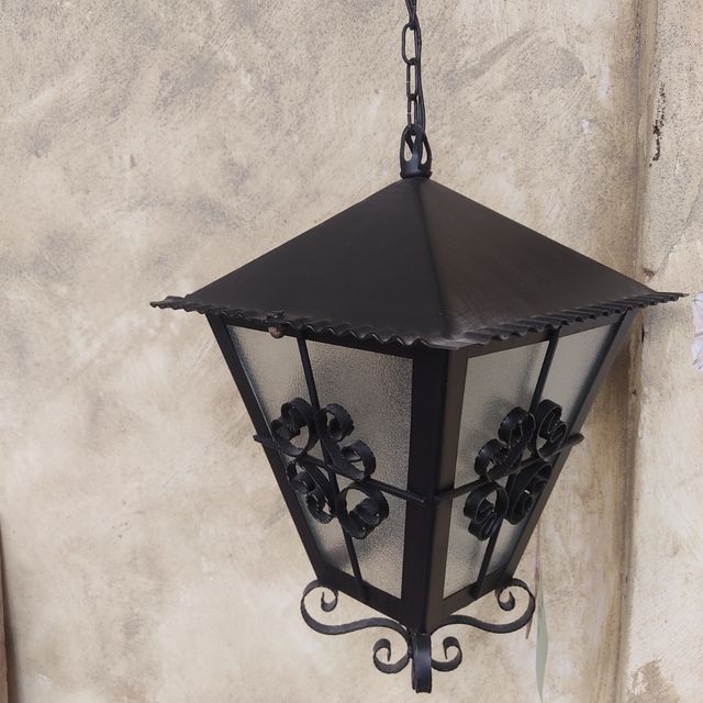 Farol colgante de forja para terraza