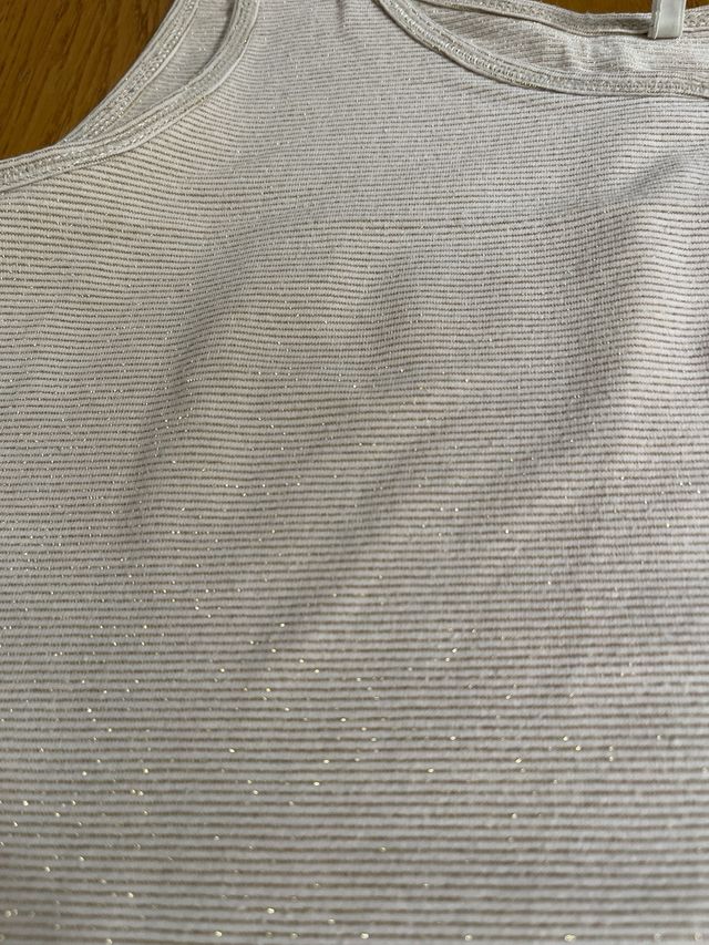 Top Only beige c/ brillos talla XS