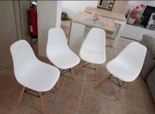 SUPER OFERTA MESA Y CUATRO SILLAS MOD  NORDICO