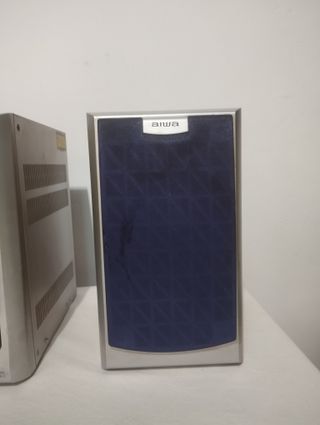 Minicadena Aiwa XR-M121EZ ¡Compacta y Potente!