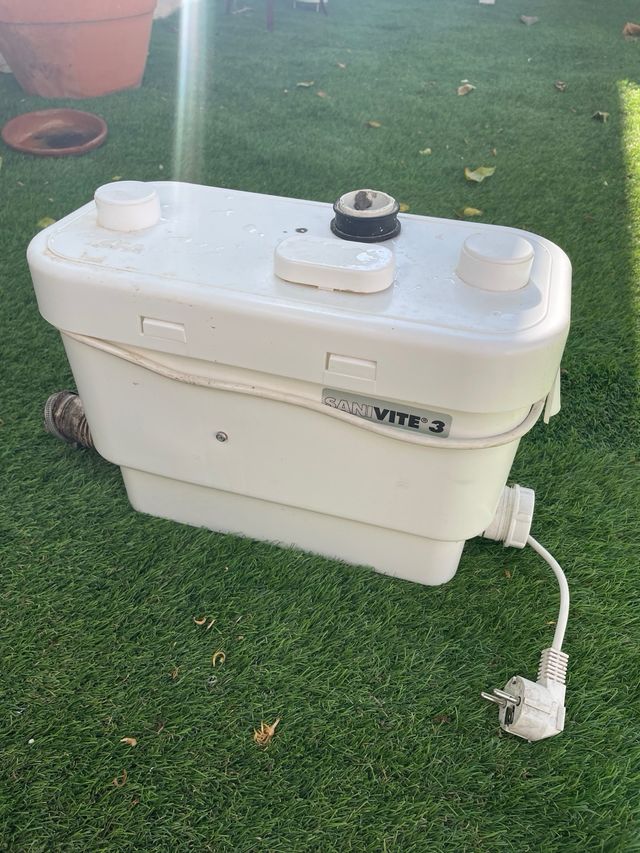 SFA Sanivite 3: Bomba aguas grises