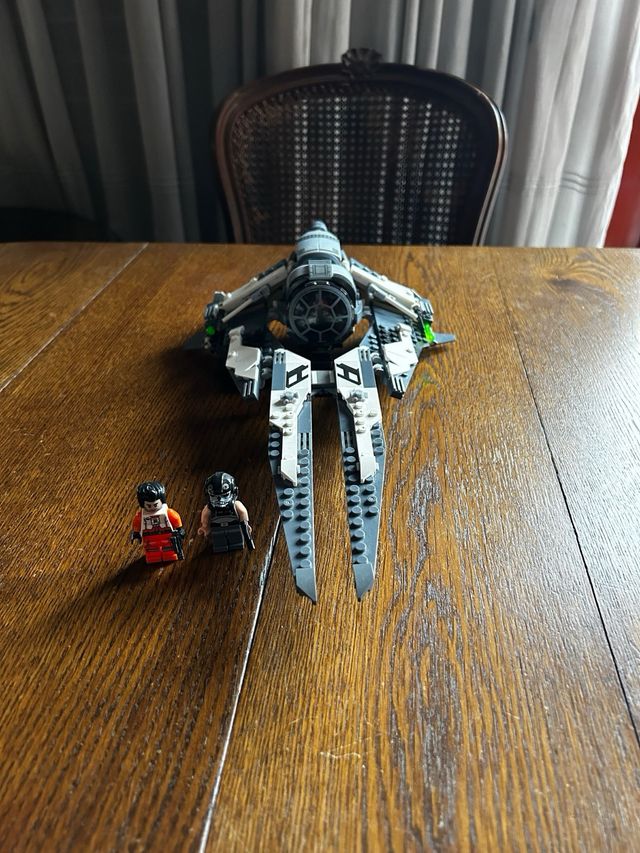 Lego star wars set 75242 interceptor compatible