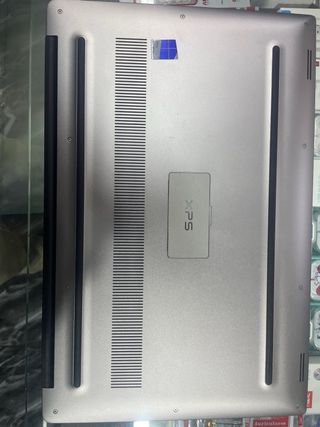 Ordenador Portatil: DELL XPS15 9560