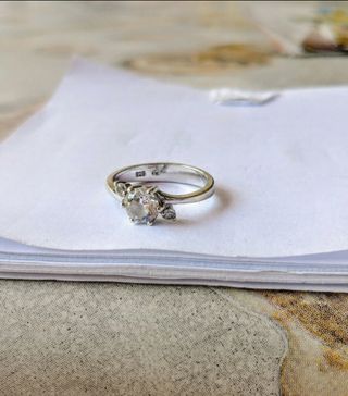 Anello argento 925 tripla pietra bianca