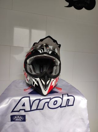 Casco de Carbono Airoh Aviator 2.1 Wild Wolf