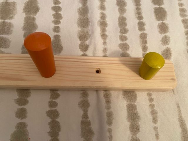 Perchero infantil Ikea - 2 colgadores