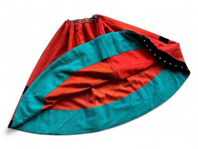 Manteo antiguo de segoviana. Cadete.