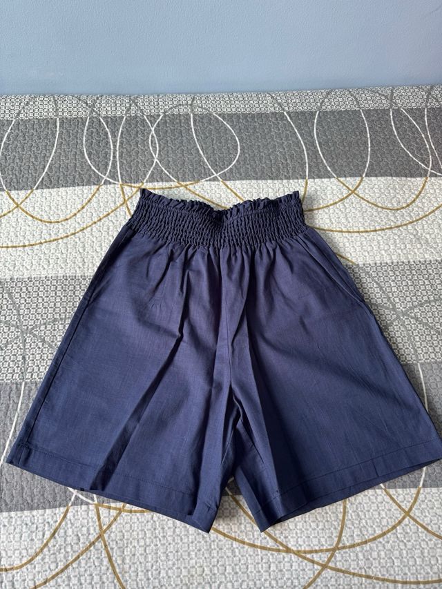 Pantalón corto SHEIN azul -talla M sin estrenar