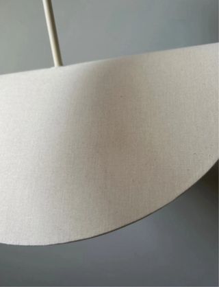 Lámpara techo beige de lino- Moderna