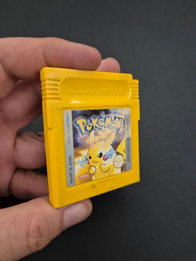 Game Boy Pokemon - Edizione Gialla