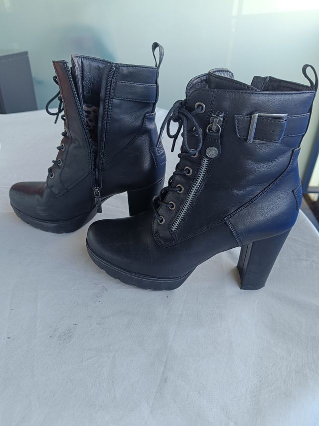 Botines Refresh negros