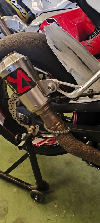 Yamaha R6 - Moto de carreras