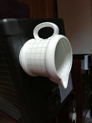 Jarra Herrandiz cerámica verde-blanca