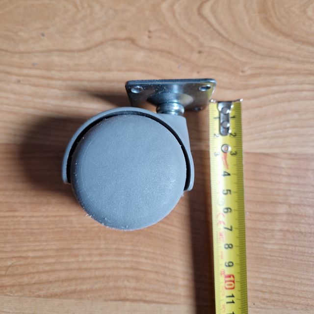 4 Ruedas giratorias para muebles