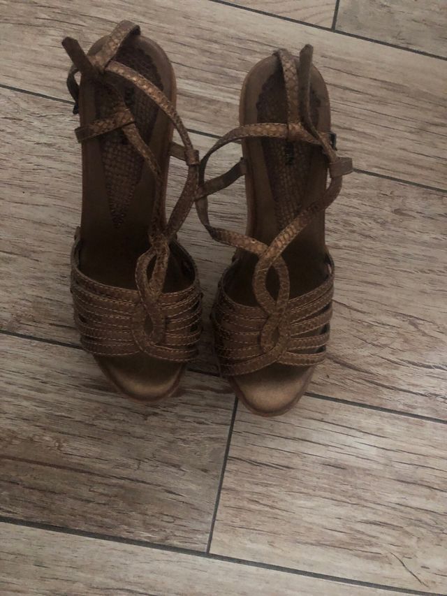 Sandali tacco legno oro - 37