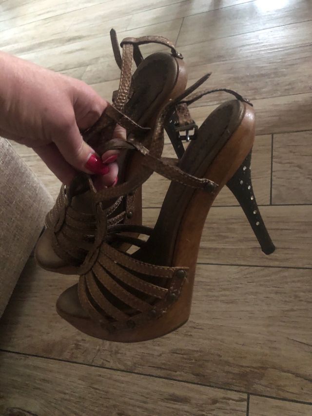 Sandali tacco legno oro - 37