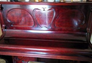 Piano Vertical Antiguo