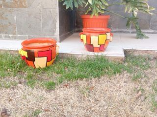 macetas pintadas a mano