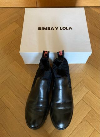 Botines BIMBA Y LOLA negros, talla 38