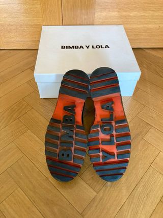 Botines BIMBA Y LOLA negros, talla 38