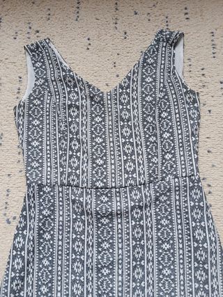 MONO CORTO GRIS Y BLANCO, S/ MANGAS EASY WEAR T.40