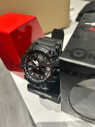 Reloj deportivo nuevo