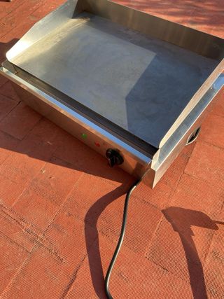 Plancha eléctrica Metro Professional