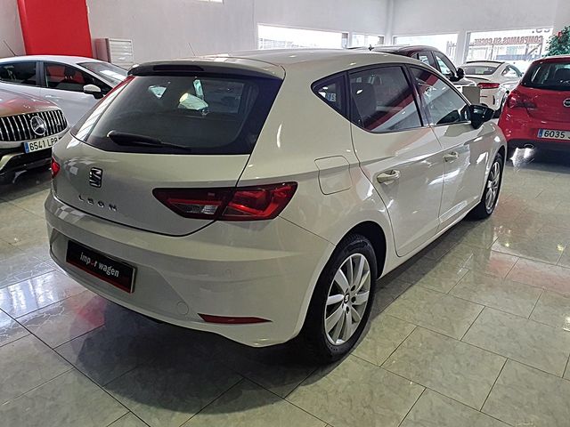 SEAT Leon , climatizador, llantas,bluetooth...