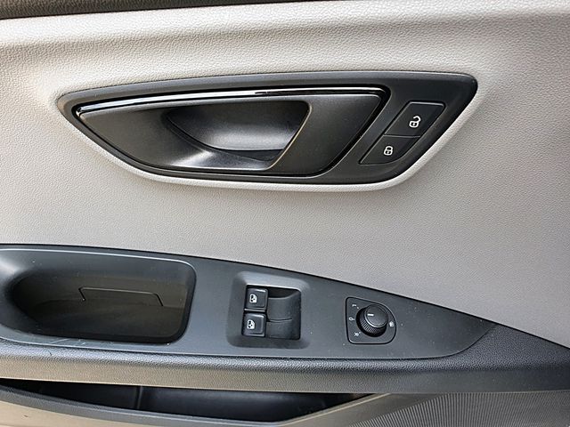 SEAT Leon , climatizador, llantas,bluetooth...