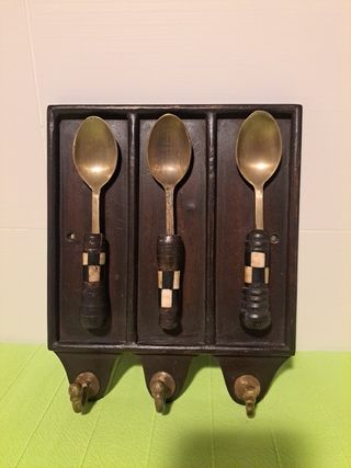 COLGADOR COCINA 3 GANCHOS - LEER.
