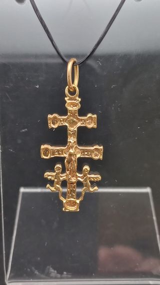 J - 0718 Colgante cruz de Caravaca