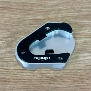 EXTENSIÓN DE BASE DE CABALLETE LATERAL SCRAMBLER