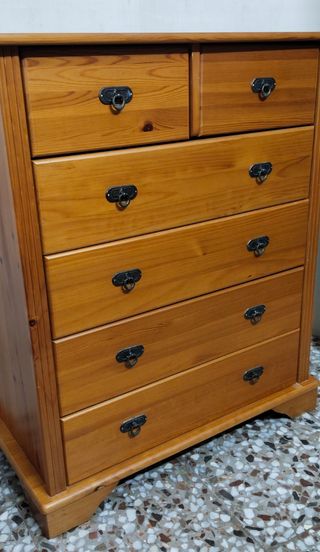 Cómoda cajonera con 2  mesillas 