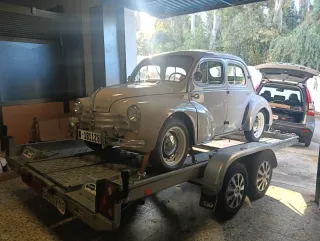 Transporte de Vehículos en Remolque