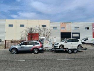 Transporte de Vehículos en Remolque