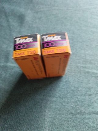 2 rullini Kodak 120 mm scaduti 1998 e 1999!