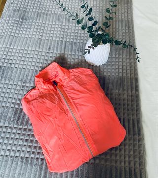 Cortavientos naranja mujer