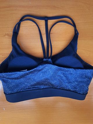 2 Sujetadores deportivo (Victoria secret y Mickey