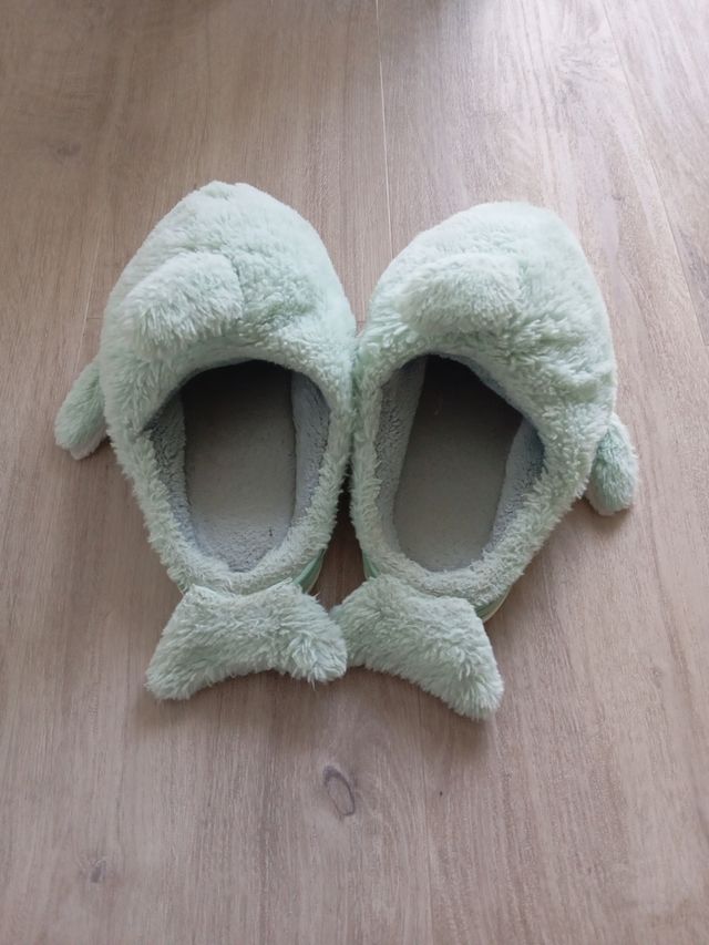 Zapatillas de casa tiburón 32-33