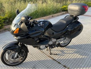 Honda NT 650V Deauville (2002)