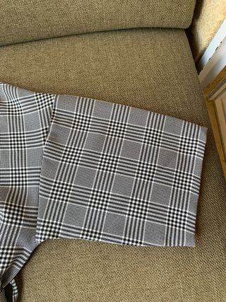 Vestido gris de Zara