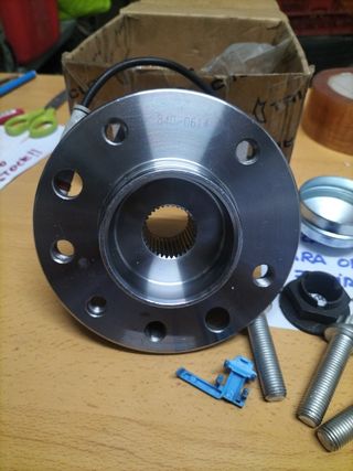 Buje rueda delantera para Opel Astra H y Zafira B